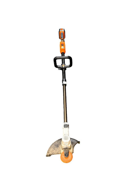 BLACK & DECKER LST420 20V MAX CORDLESS WEED EATER / EDGER W/ BATTERY NO CHARGER - Idaho Pawn & Gold